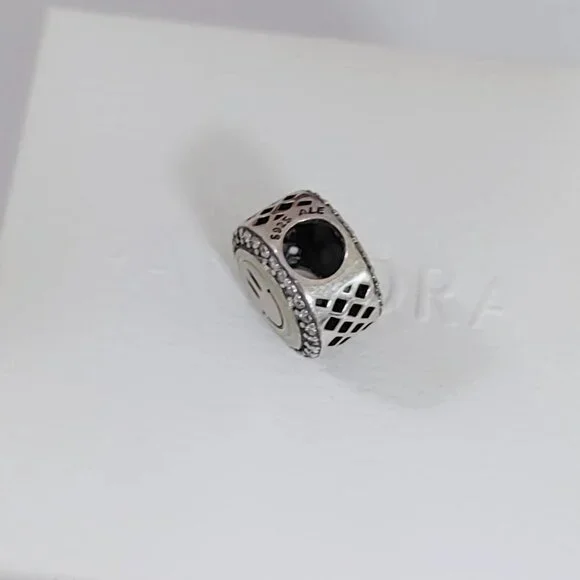 Pandora Smile Bead Charm Speechless Resignedly “ He He ” Pendant S925 Silver - Picture 3 of 5